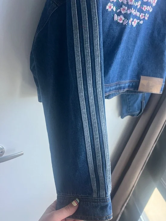 adidas Cherry Blossom Cropped Denim Jacket - Picture 7 of 9